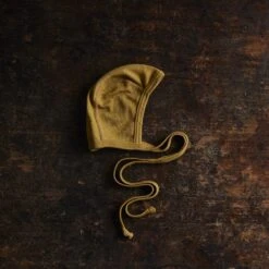 Piculet Baby Bonnet - Merino Wool & Silk - Pistachio
