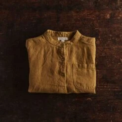 Larch Shirt - Linen - Cumin -Mama Owl MAMAOWL SISKIN LINEN Larchshirt Linen Cumin 059