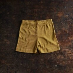 Rhea Shorts - Merino Wool & Silk - Pistachio -Mama Owl MAMAOWL SISKIN SHORTS PISTACHIO 385