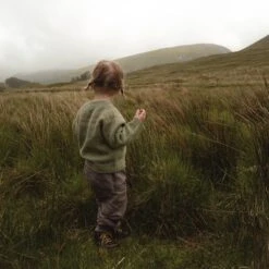 Garden Sweater - Lambswool - Sage 14 Garden Sweater - Lambswool - Sage -Mama Owl MamaOwl NinaSISKINxLBSPhotoshoot GardenSweater Sage 6