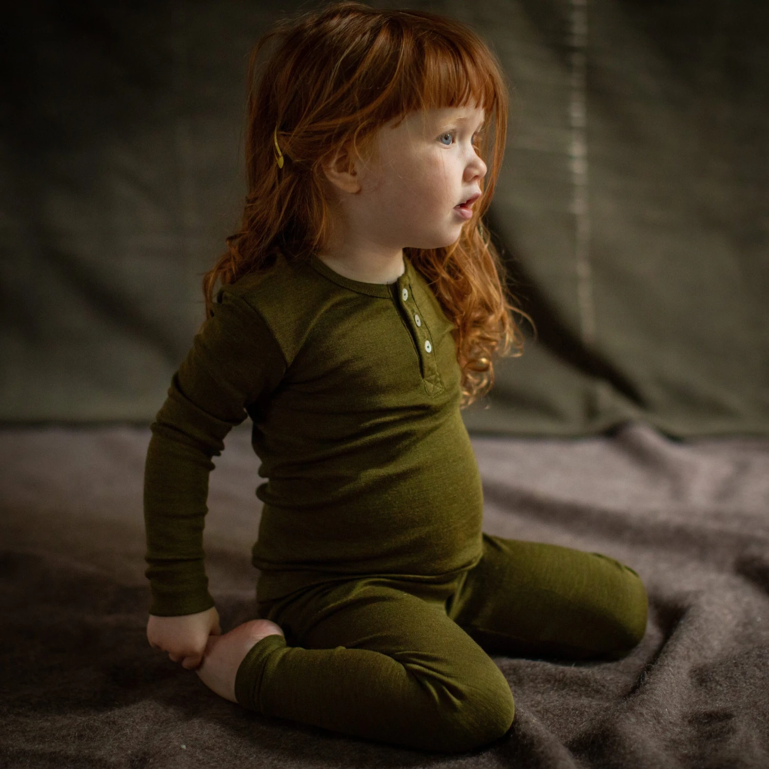 Dunlin Top - Merino Wool & Silk - Seaweed 3 Dunlin Top - Merino Wool & Silk - Seaweed