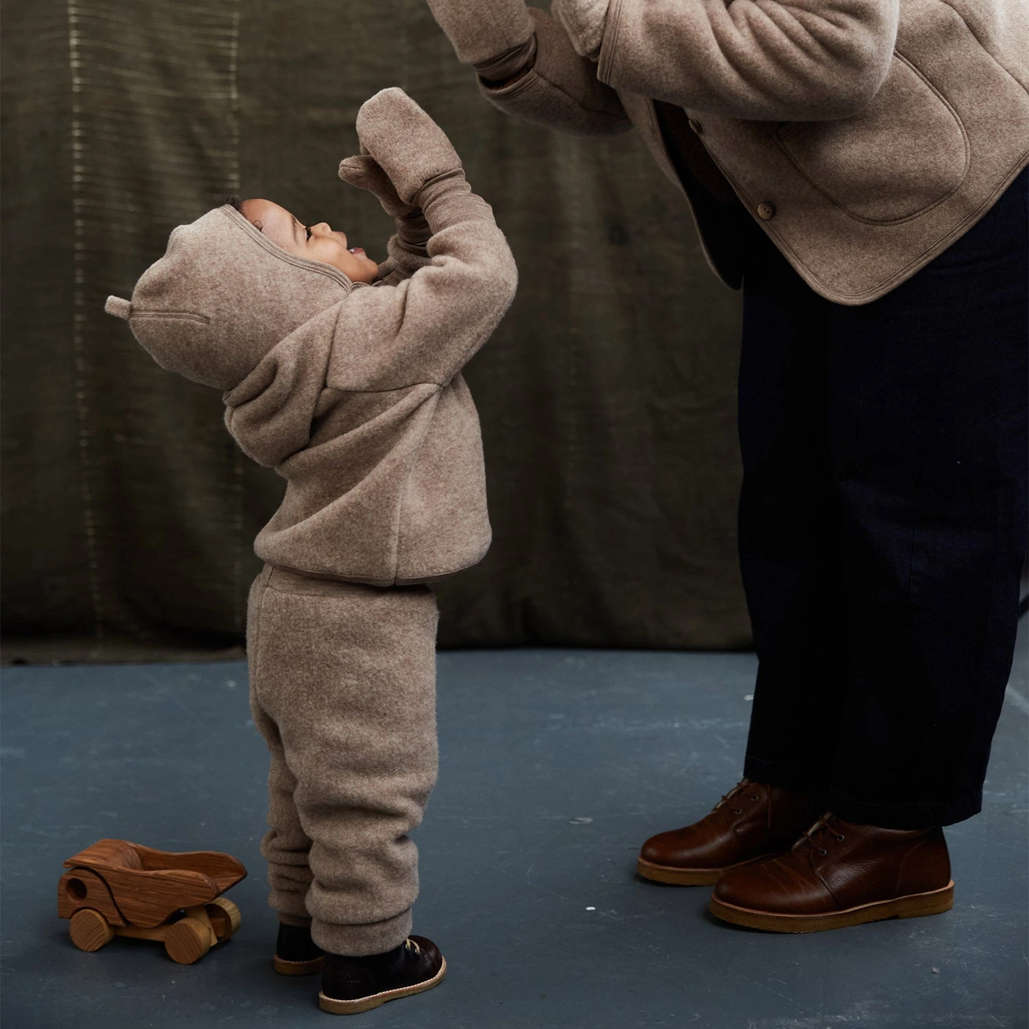 Barbet Baby & Kids Pants - Merino Wool Fleece - Driftwood 4 Barbet Baby & Kids Pants - Merino Wool Fleece - Driftwood - Image 2