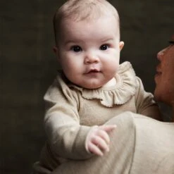 Wren Baby Body - Merino Wool & Silk - Sandstorm