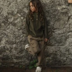 Larch Shirt - Cotton Corduroy - Thyme -Mama Owl mamaowl siskin LarchShirt CottonCorduroy Thyme DSC 1751