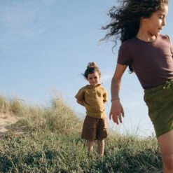 Rowan Shorts - Linen - Olive -Mama Owl mamaowl siskin SmewTop CottonPointelle Damson RowanShorts Linen Olive WrenTop CottonPointelle Shell JuniperSkirt Linen Damson WillowBlouse Linen Cumin linen 8305