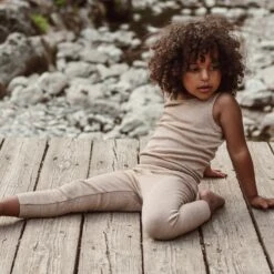 Finch Leggings - Merino Wool & Silk - Sandstorm -Mama Owl mamaowl siskin by engel wool silk sandstorm image00037