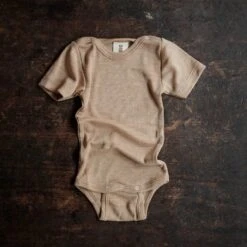Crane Baby Body - Merino Wool & Silk - Sandstorm